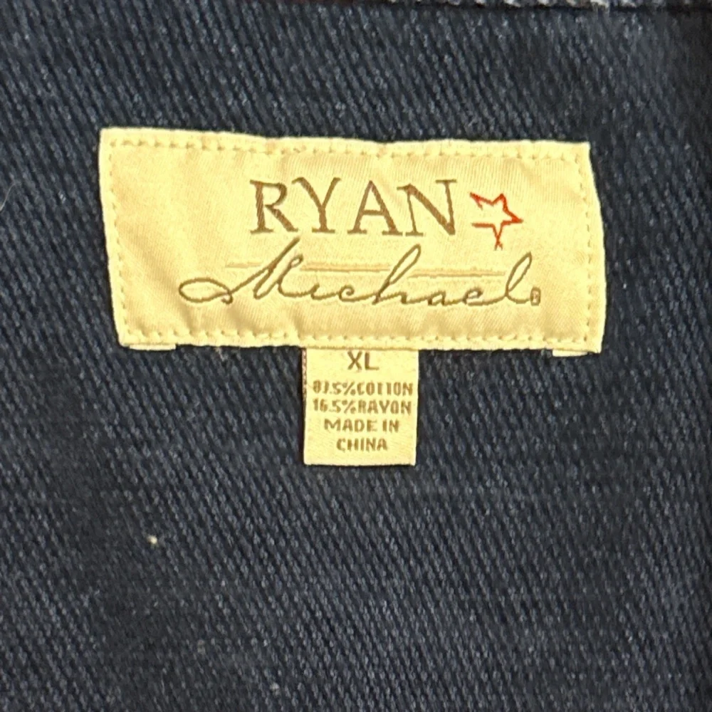 Ryan, Michael Cotton rayon button down shirt - Picture 4 of 7